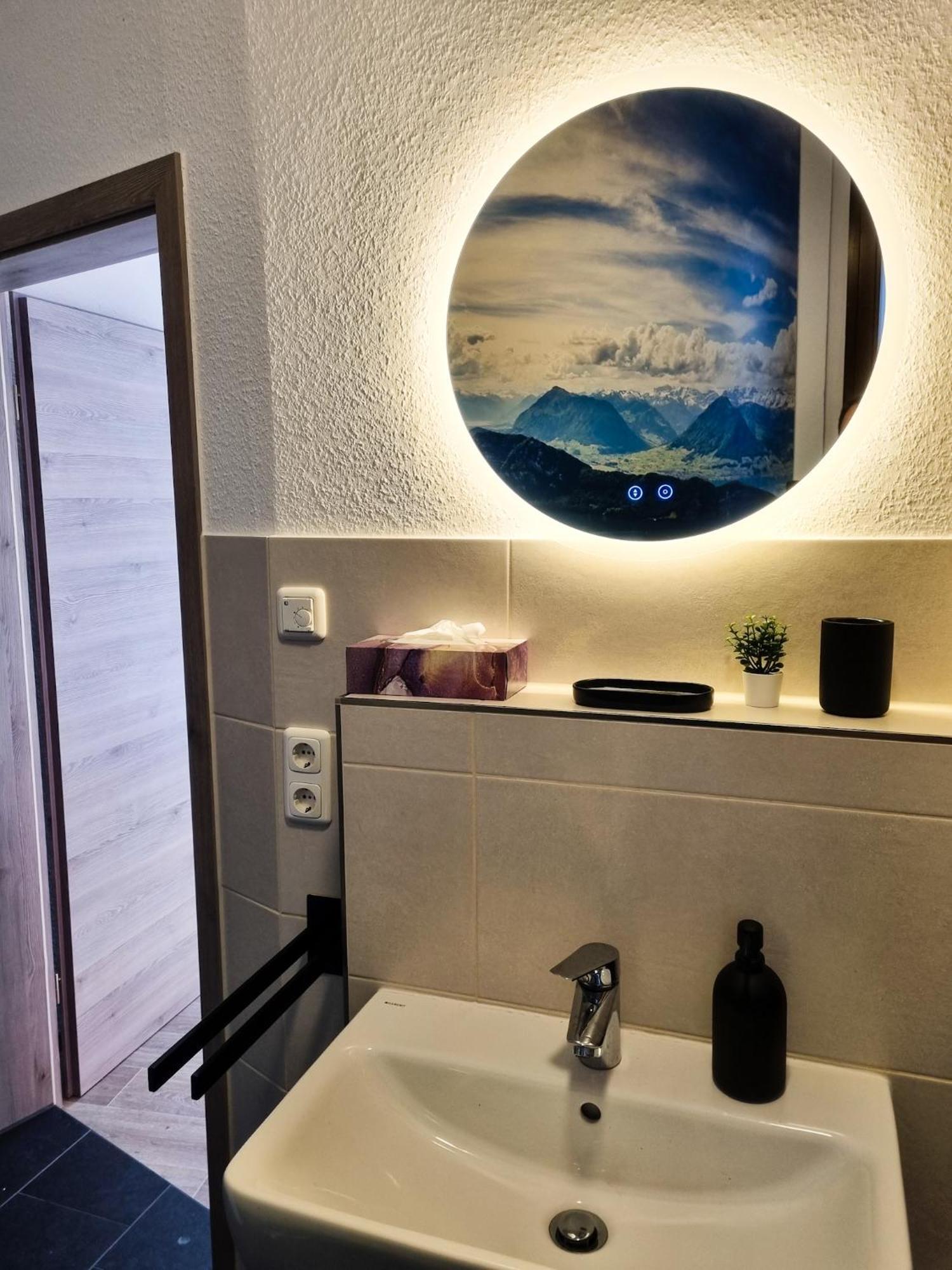 Maremar - Design Maisonette Altstadt - 4 Pers - 57Qm - Luxus Boxspringbett - Kueche - Arbeitsplatz - Privater Parkplatz Greiz Exteriör bild