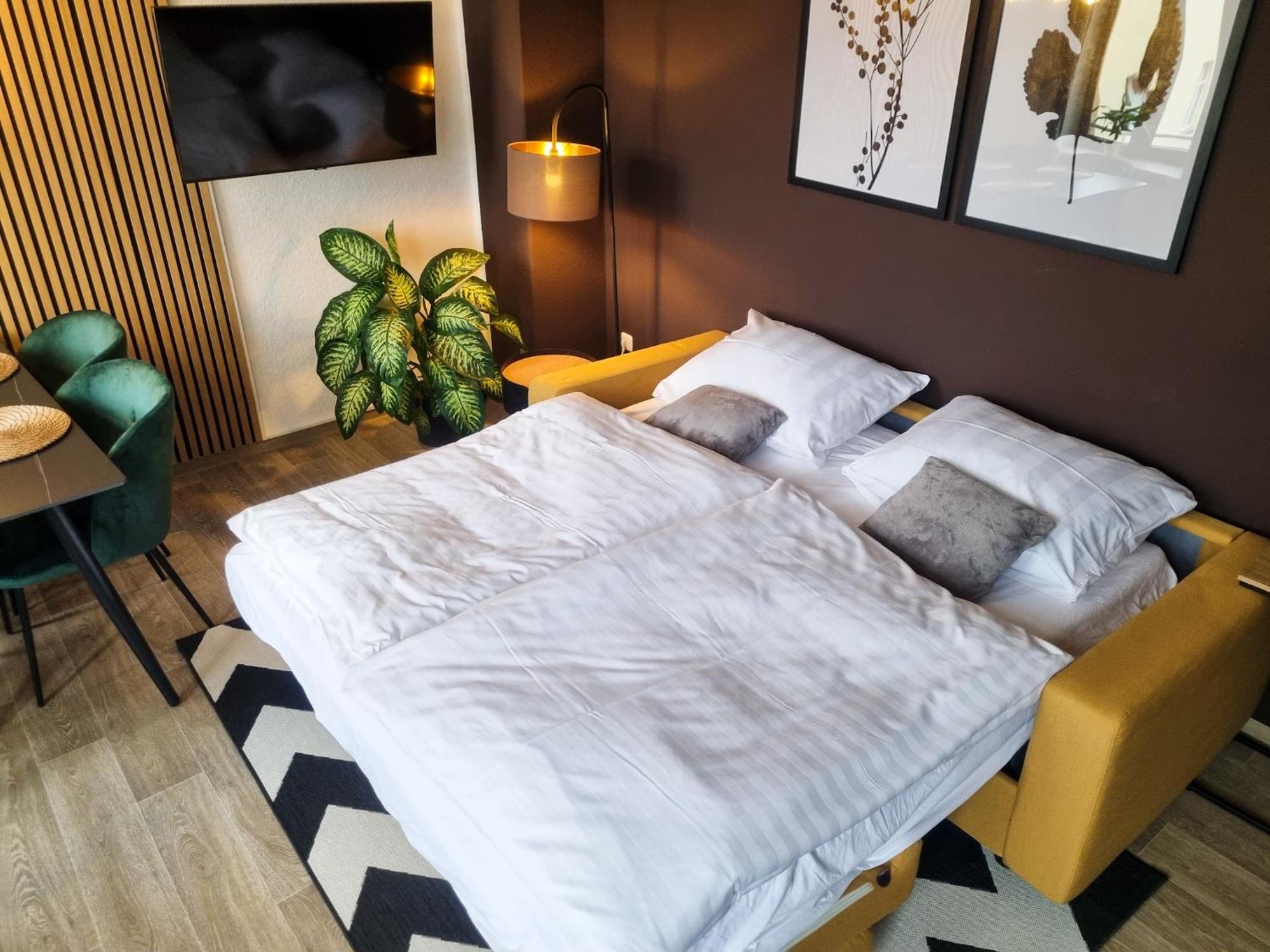 Maremar - Design Maisonette Altstadt - 4 Pers - 57Qm - Luxus Boxspringbett - Kueche - Arbeitsplatz - Privater Parkplatz Greiz Exteriör bild
